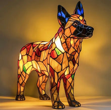 Lampada da Tavolo in Stile Vetrata "Artisan Pup" – Scultura Luminosa a Forma di Cane — vista 10